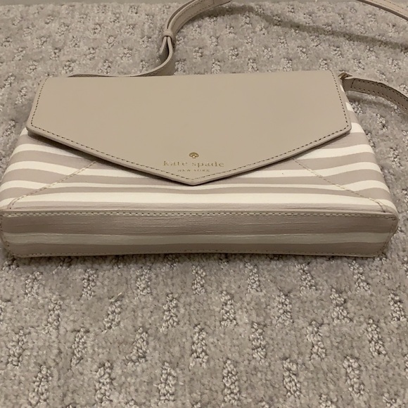 Kate Spade Fairmont Crossbody Stripe Cream/Linen - Picture 3 of 5